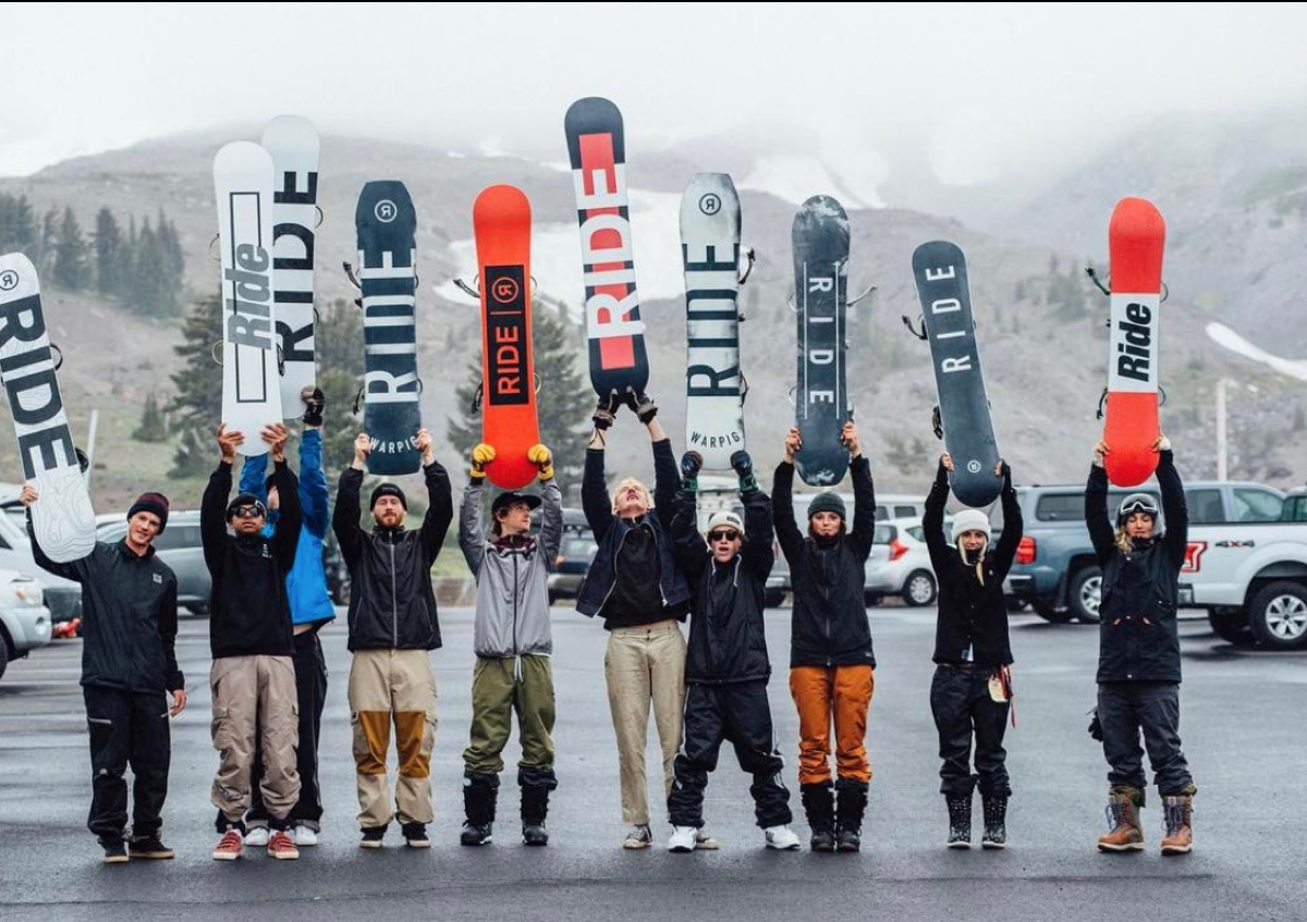 越後湯澤滑雪裝備租借店怎麼選？中文服務、優惠票、雪場直租一次搞懂！